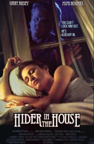 Скрывающийся в доме / Hider in the House VO
