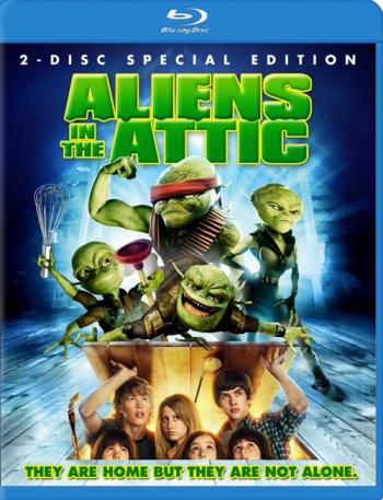 Пришельцы на чердаке / Aliens in the Attic