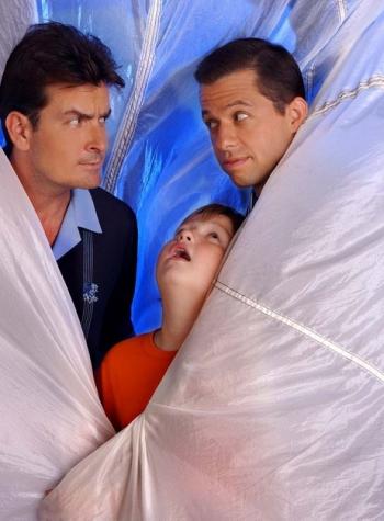 Два с половинной мужчины сезон 6 (1 -13 серии) / Two and Half Men 6 season