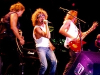 Постер Foreigner - Alive Rockin' Foreigner - Alive Rockin'